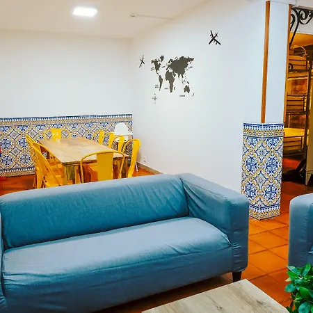 Hostel Help Yourself - Restelo Lisboa