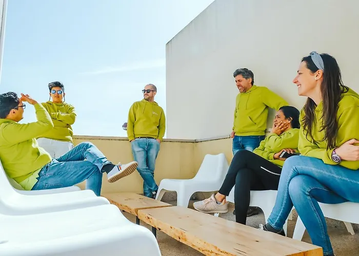 Help Yourself - Restelo Vandrerhjem *