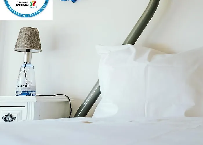 Help Yourself - Restelo Hostel Lisboa