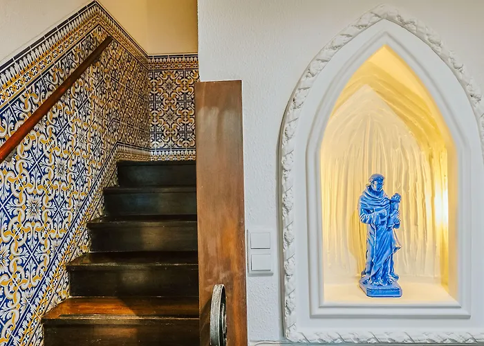 Help Yourself - Restelo بيت شباب *