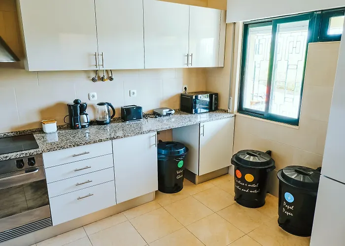 Help Yourself - Restelo