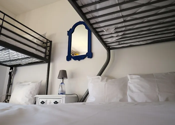 Help Yourself - Restelo بيت شباب *