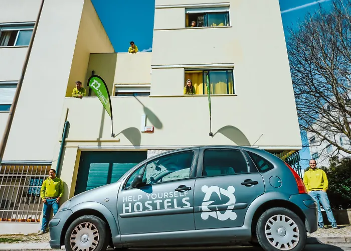 Help Yourself - Restelo Lisbona