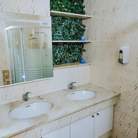 Auberge de jeunesse Help Yourself - Restelo