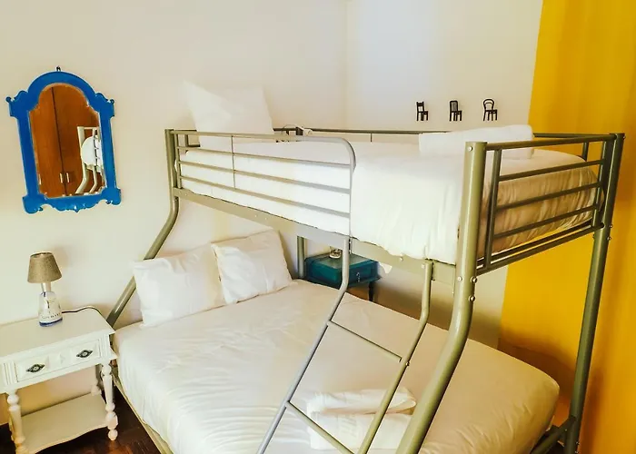 Help Yourself - Restelo Hostel Lisbon