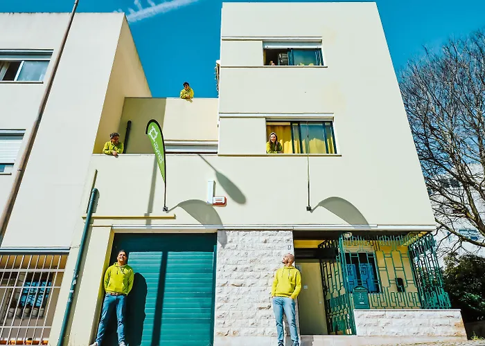 Help Yourself - Restelo * Lisbon