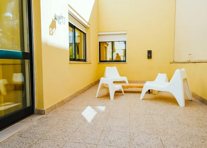 Hostel Help Yourself - Restelo